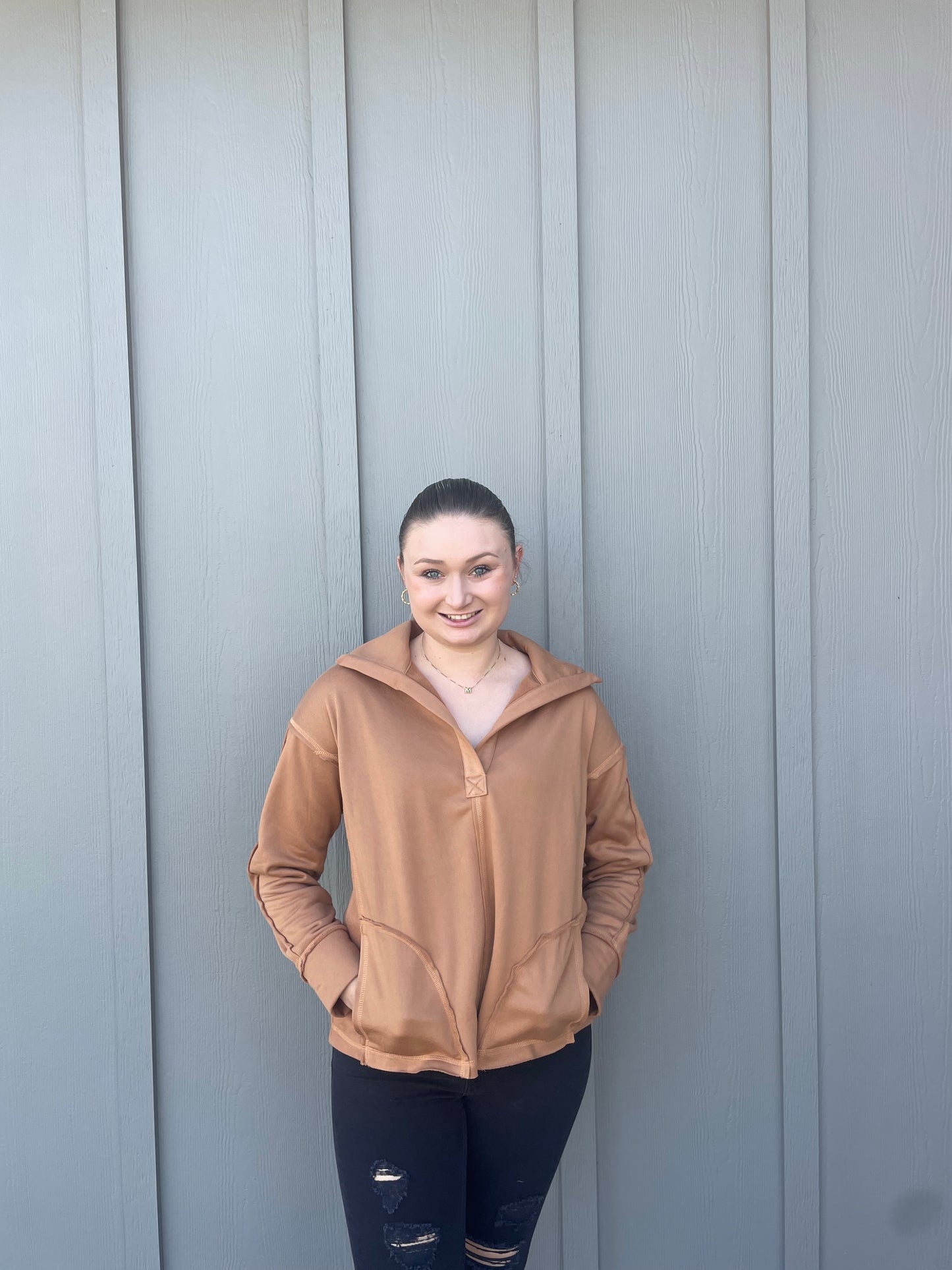 Camel Pullover