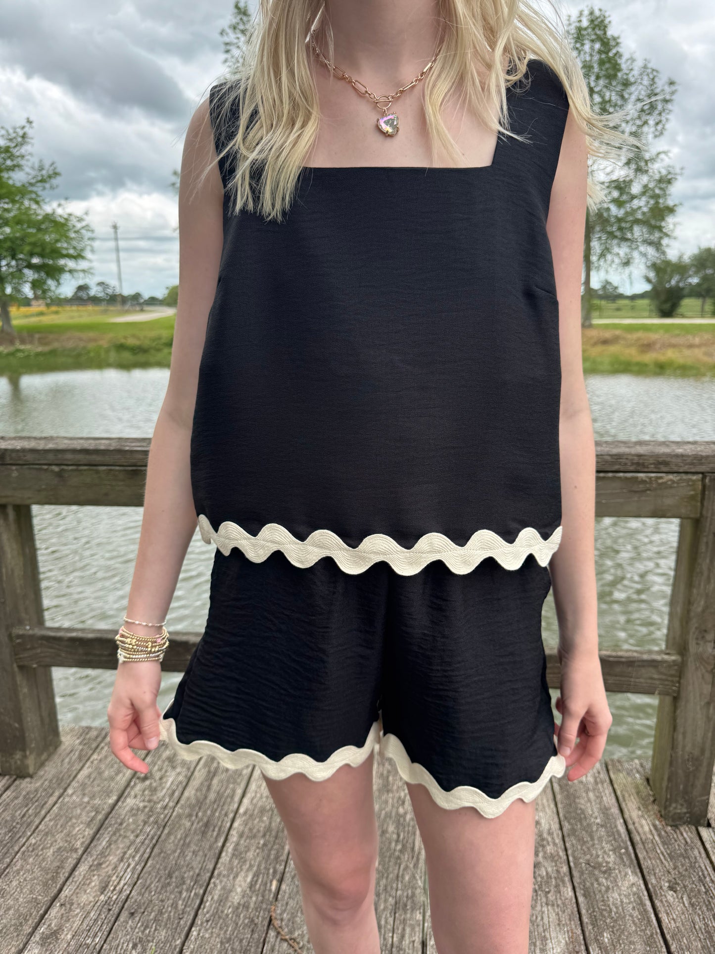 Ric Rac Sleeveless Short Set- Black