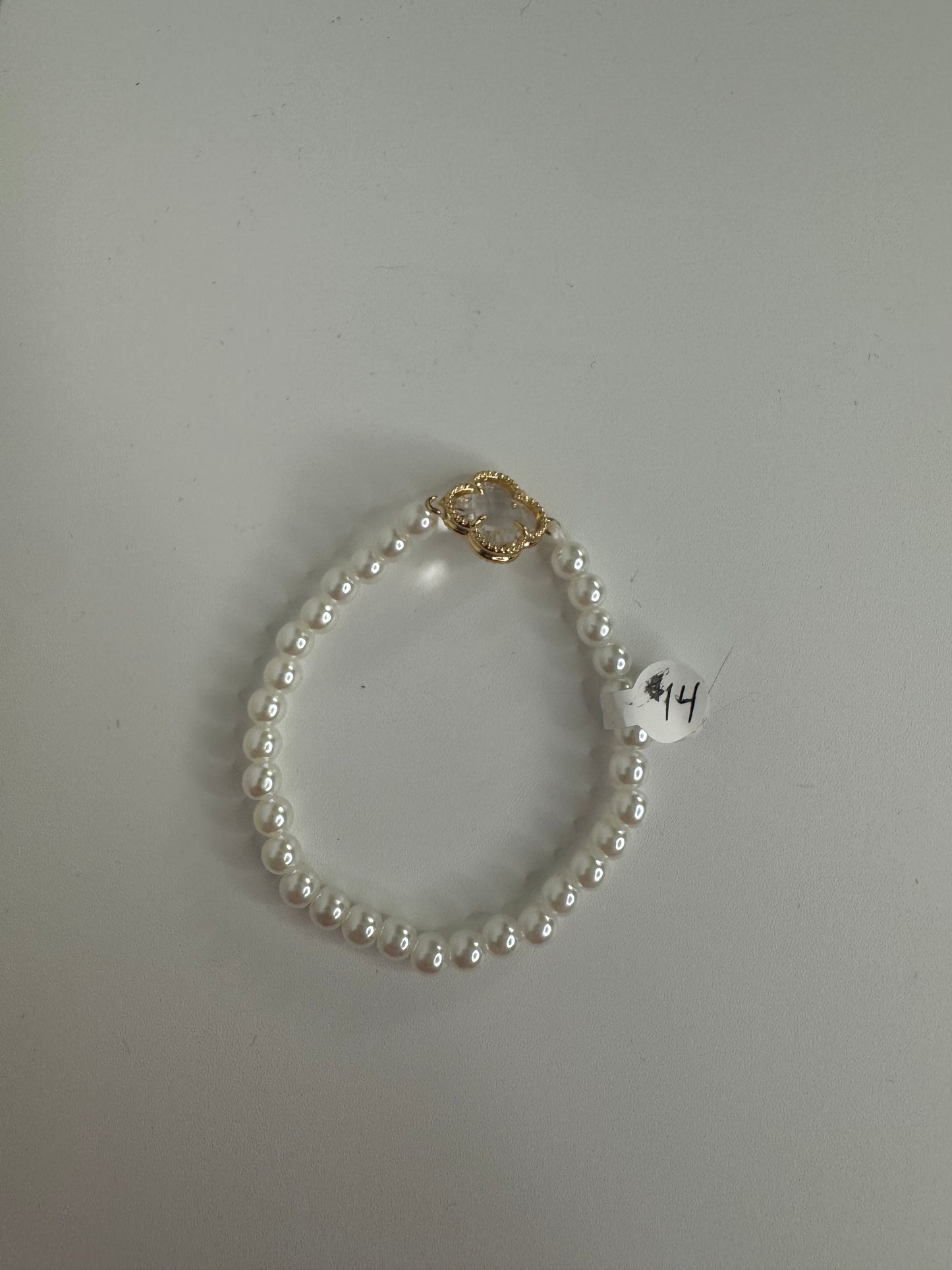 Pearl Clover Bracelet new