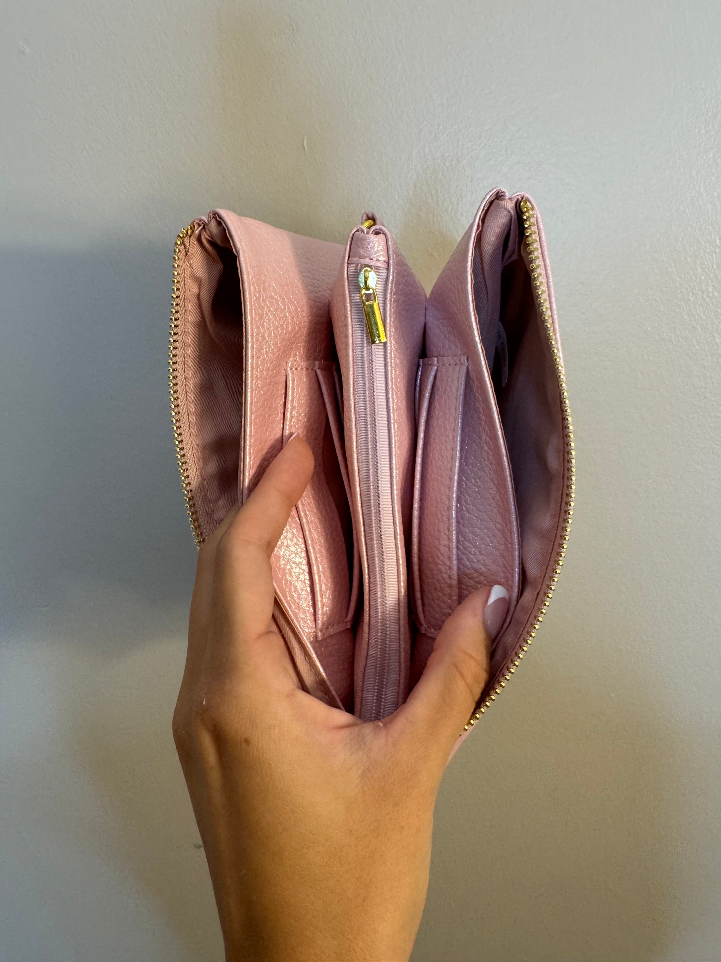 Kaitlyn Purse/ Wristlet- Pink