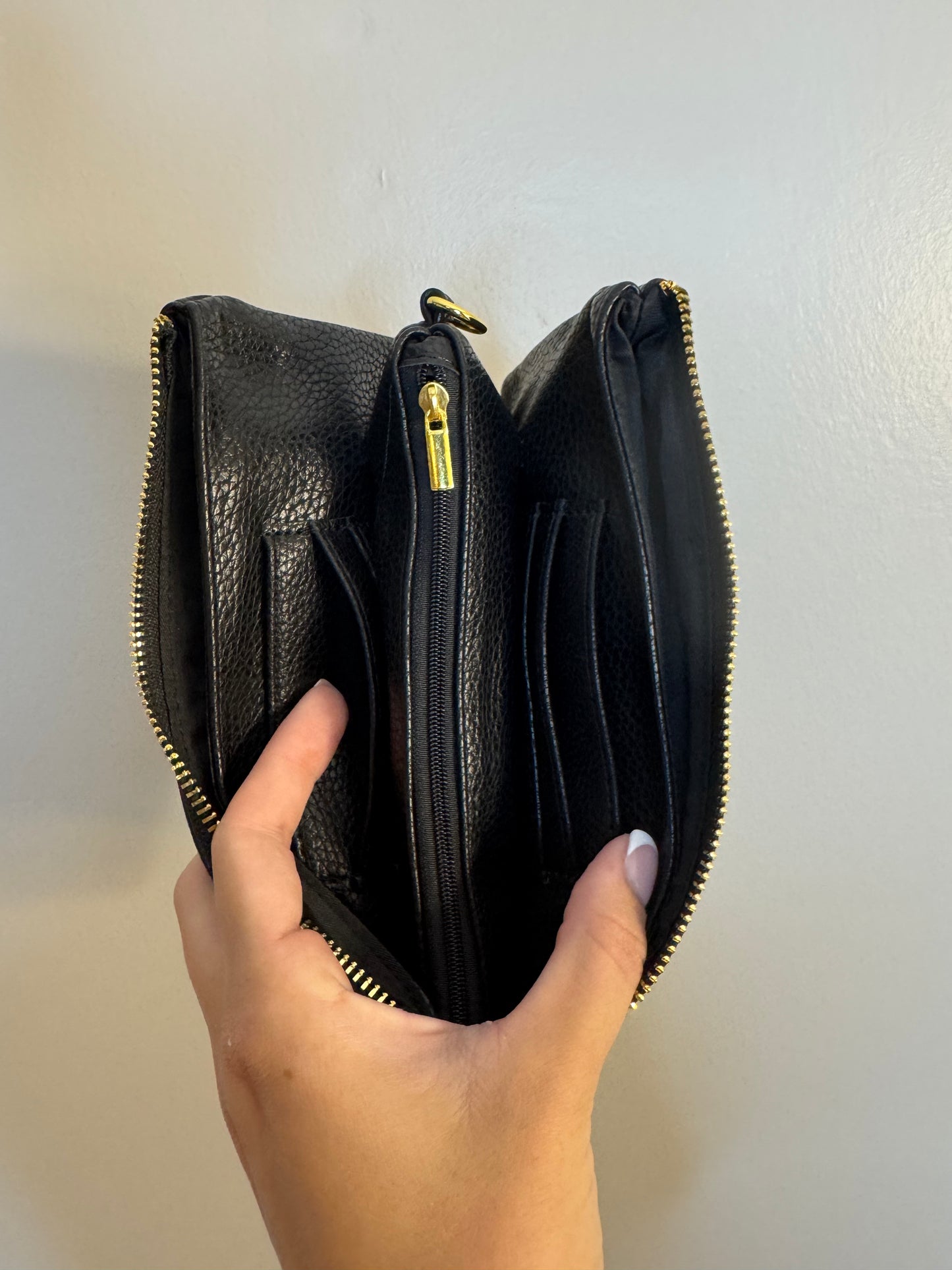 Kaitlyn Purse/ Wristlet- Black