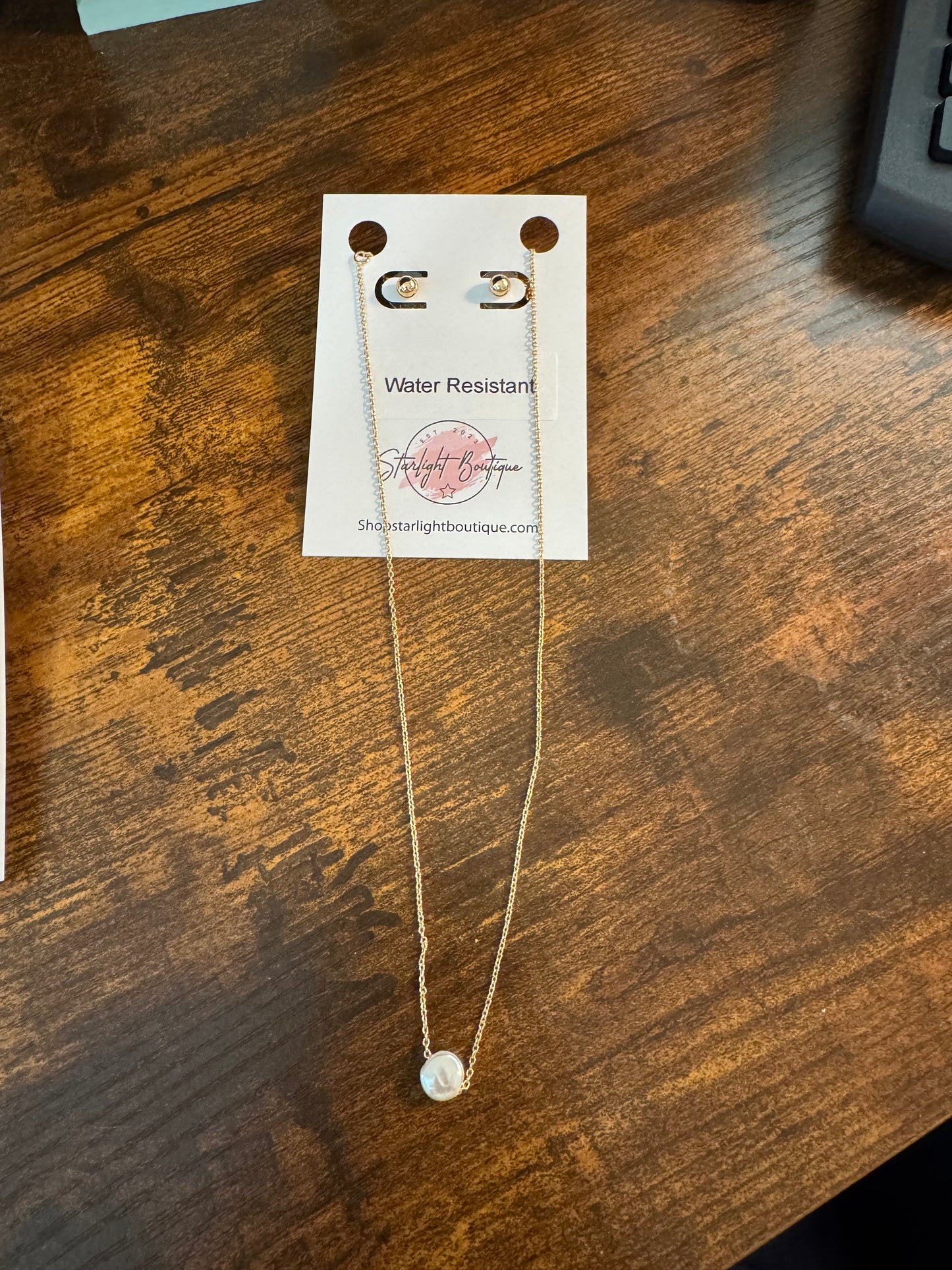 Luna Gold Pearl Necklace