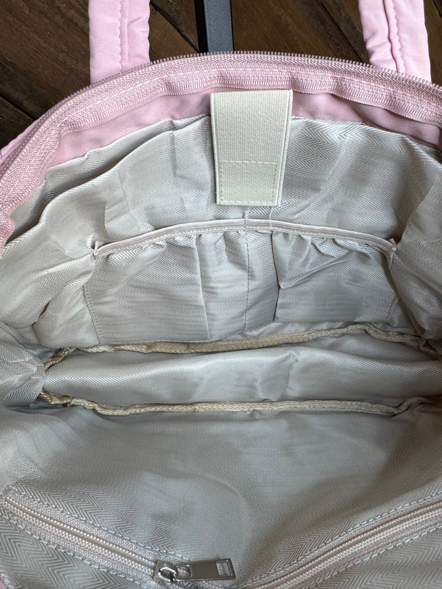 Travel Tote