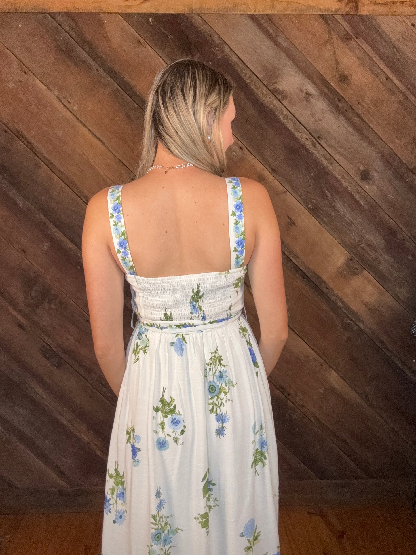 Nora Sleeveless Midi Dress