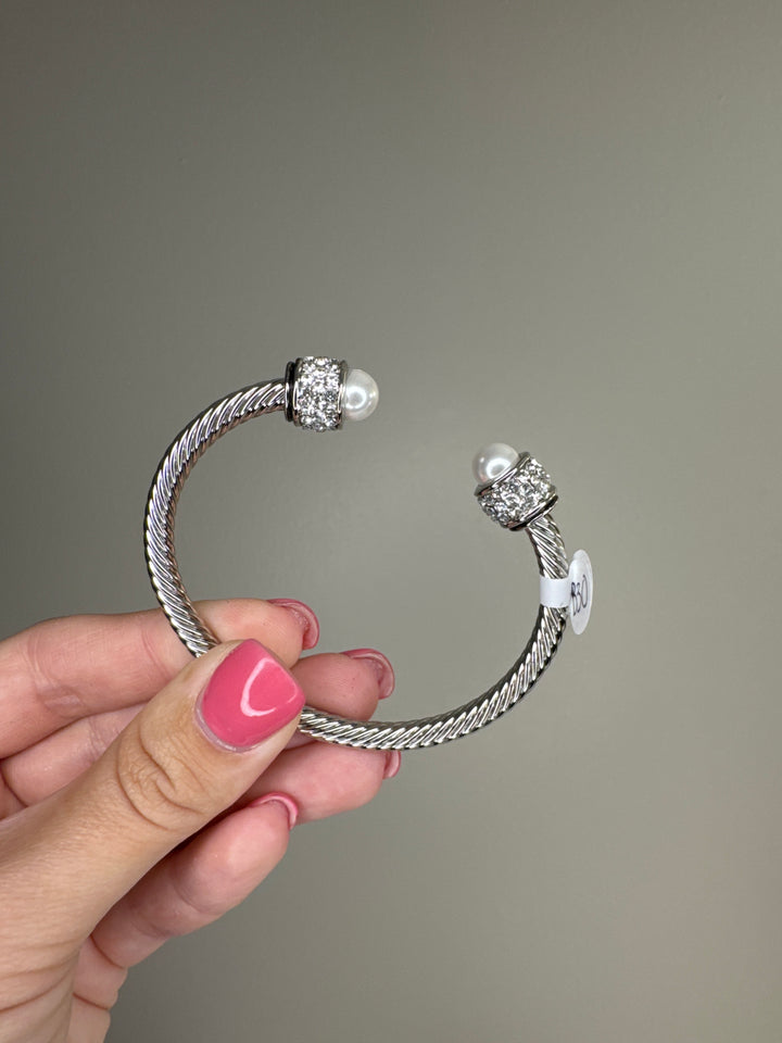 Cable Bracelet 23