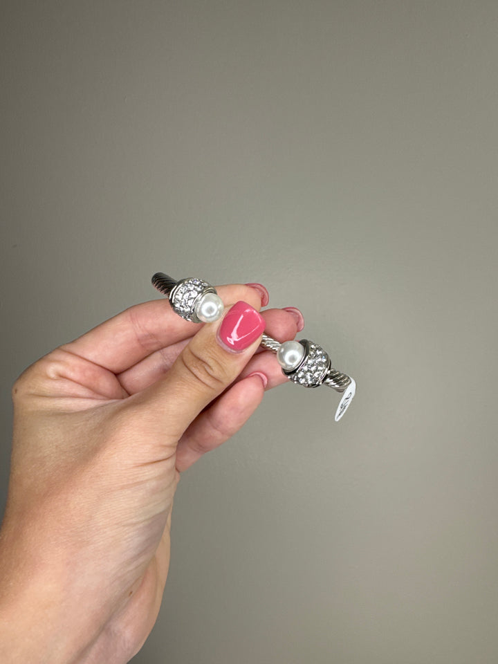 Cable Bracelet 23