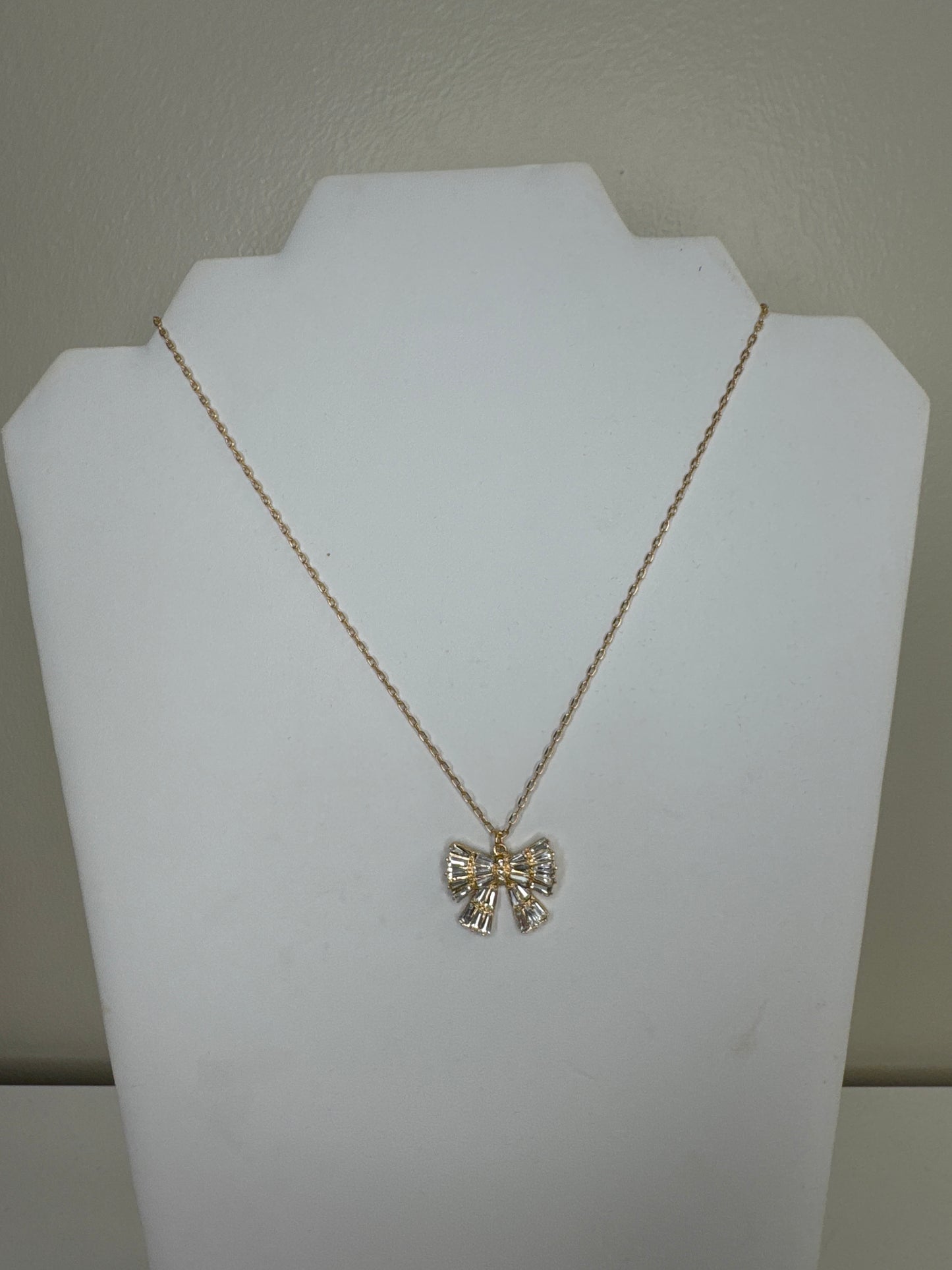 Rhinestone Bow Necklace