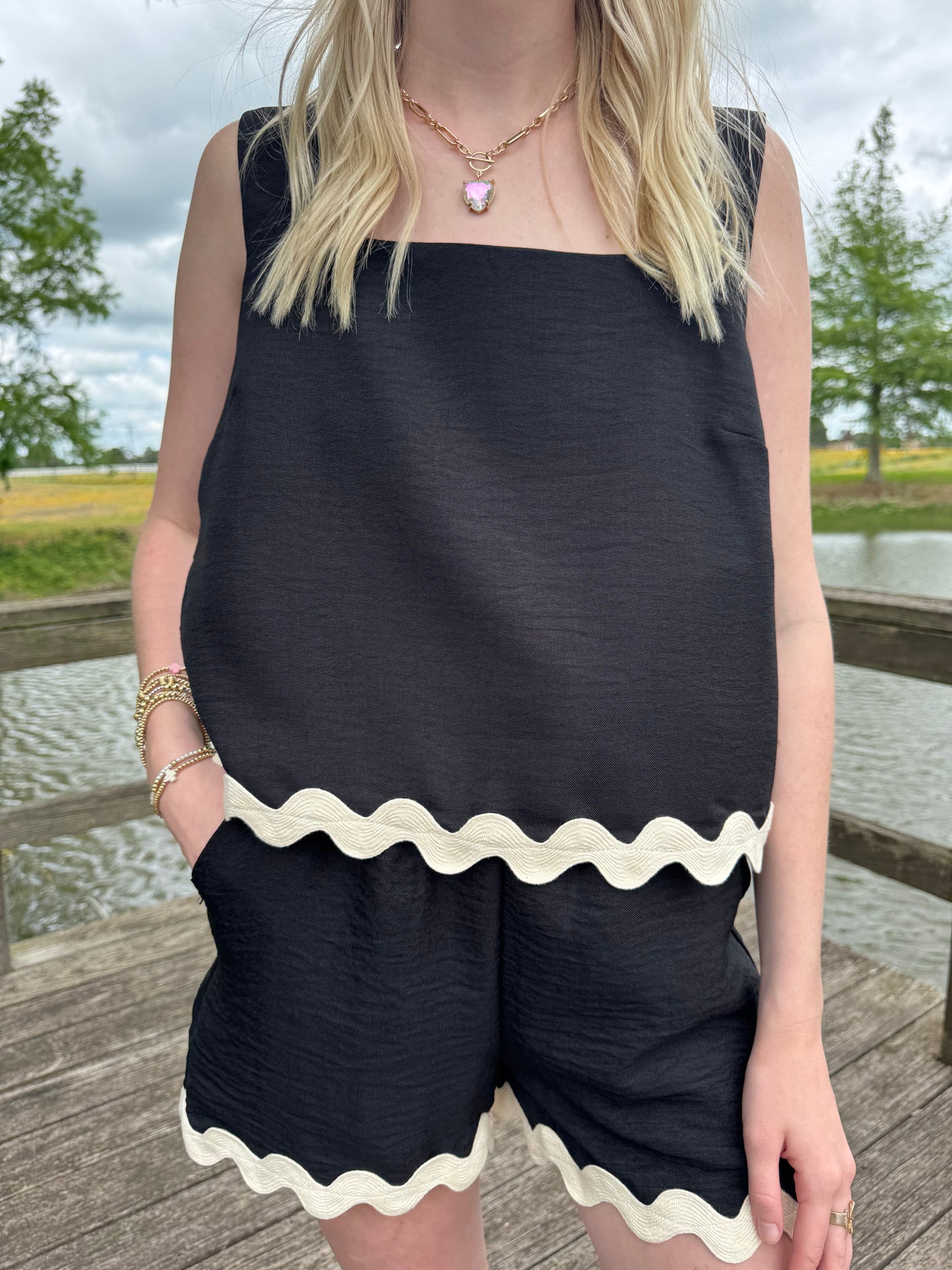 Ric Rac Sleeveless Short Set- Black