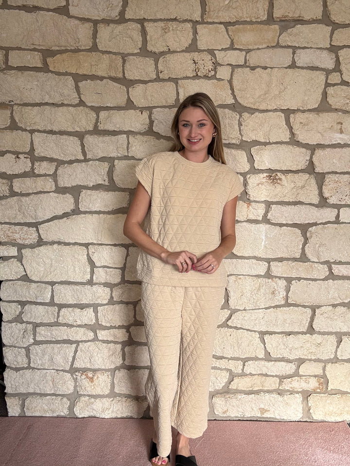 Cream Quilted Cap Sleeve Set