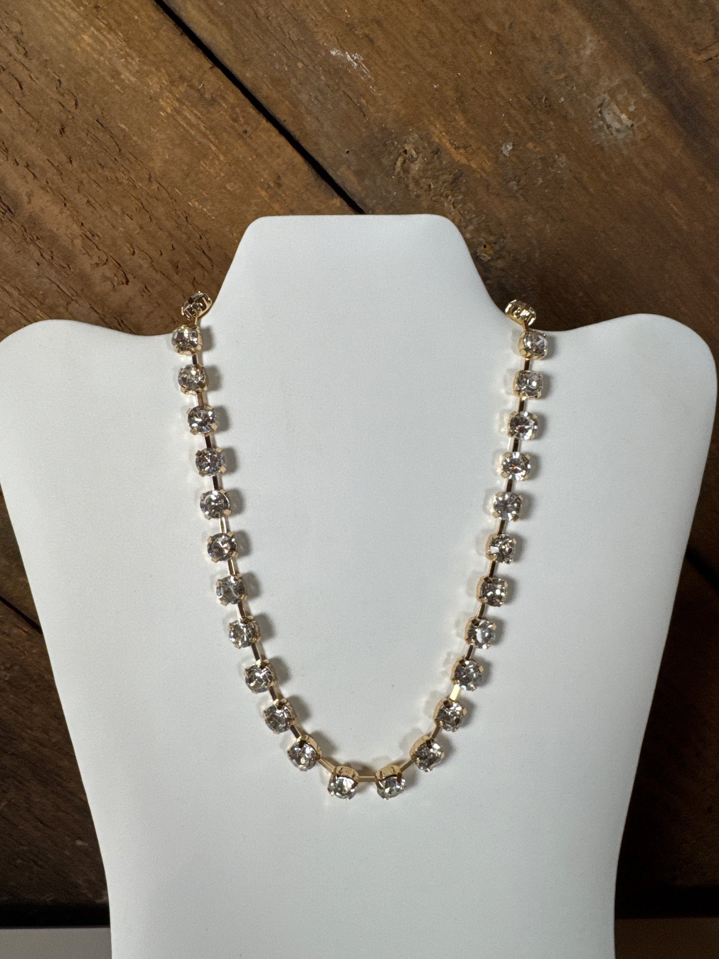 Nora Stone Magnetic Necklace