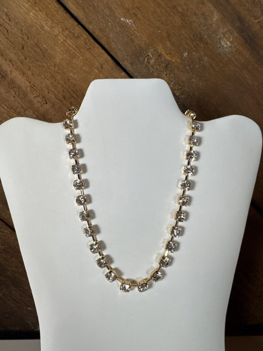 Nora Stone Magnetic Necklace