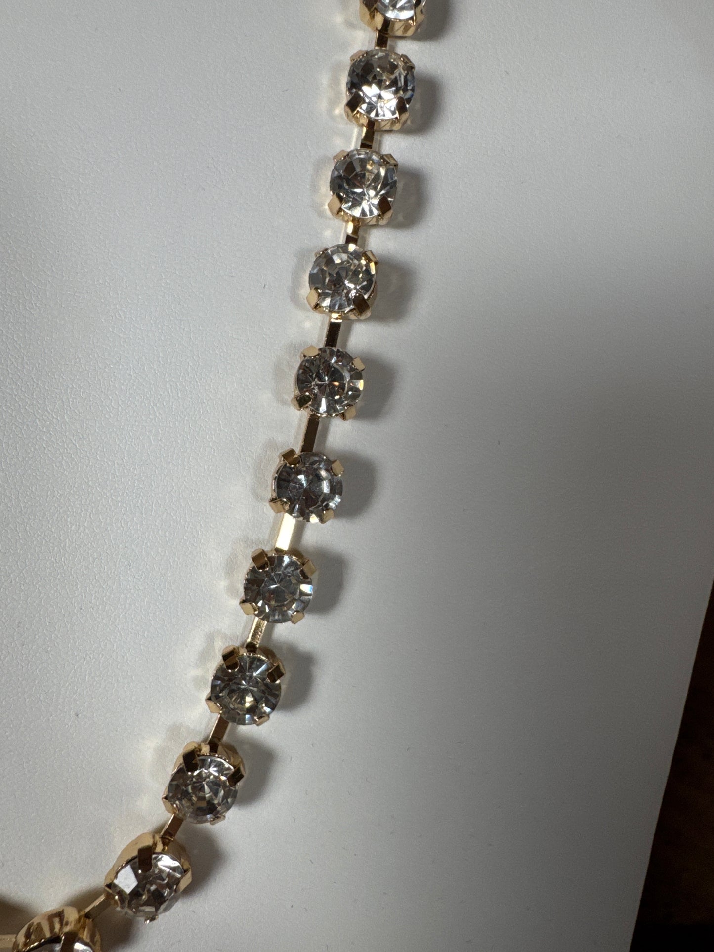 Nora Stone Magnetic Necklace