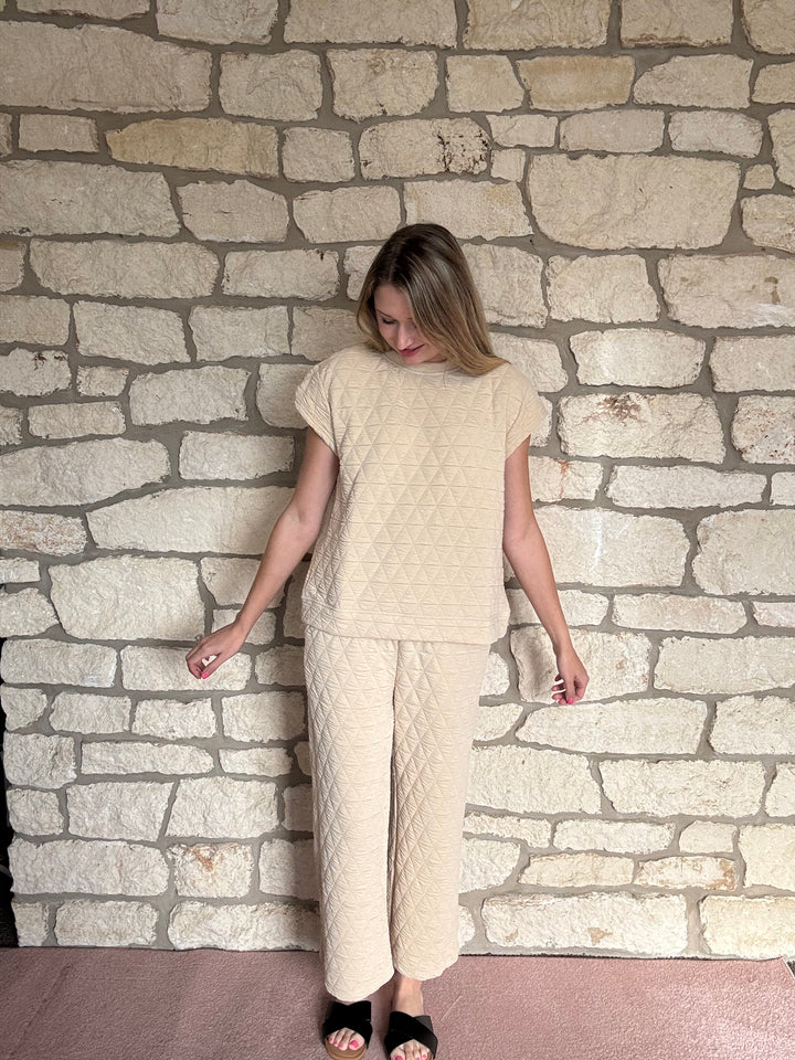 Cream Quilted Cap Sleeve Set