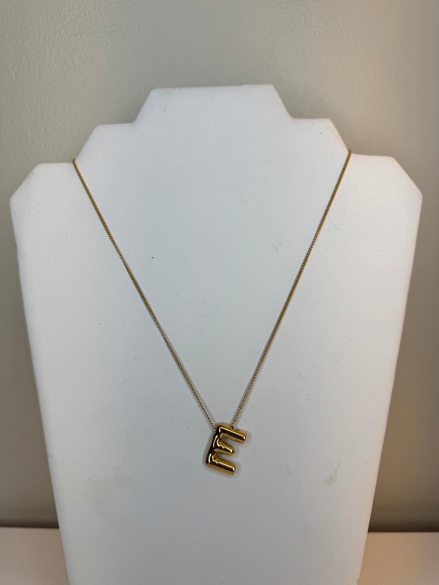 Balloon E Necklace