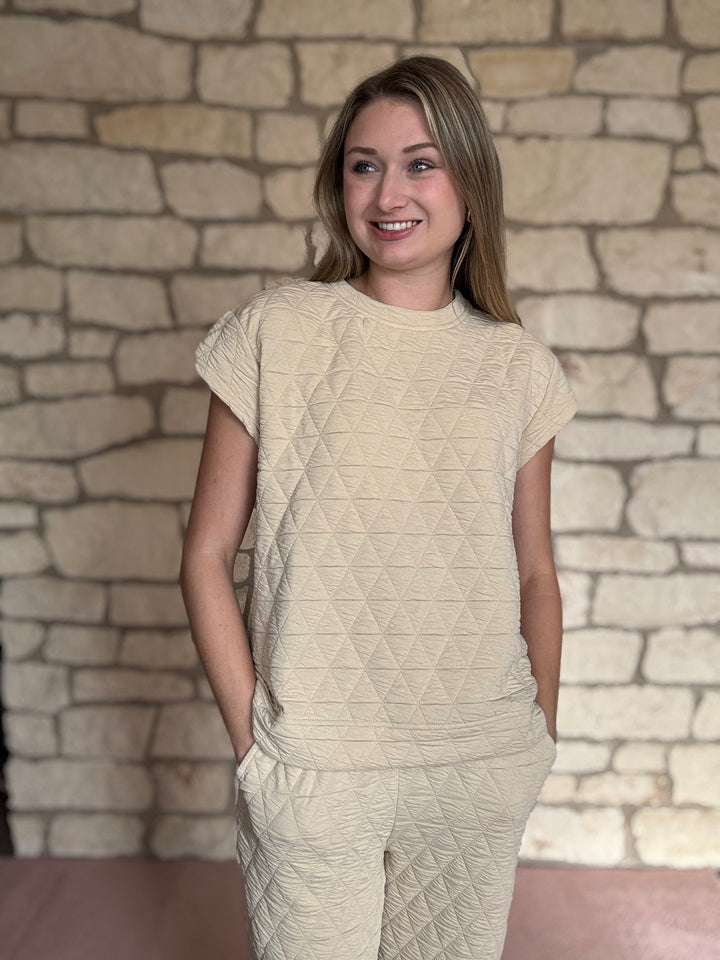 Cream Quilted Cap Sleeve Set