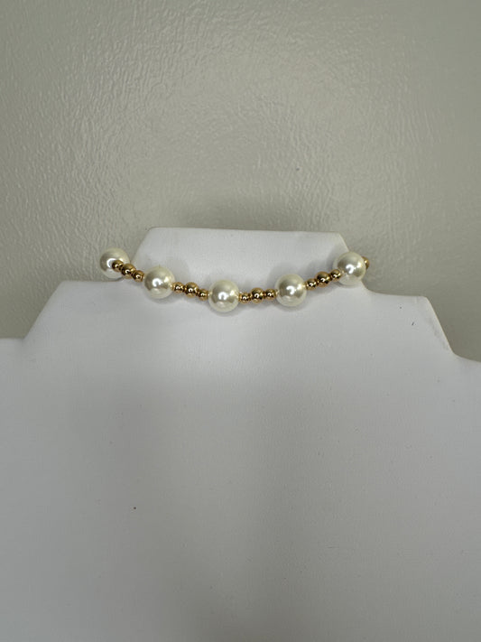 Beaded Magnetic Bracelet- Pearl