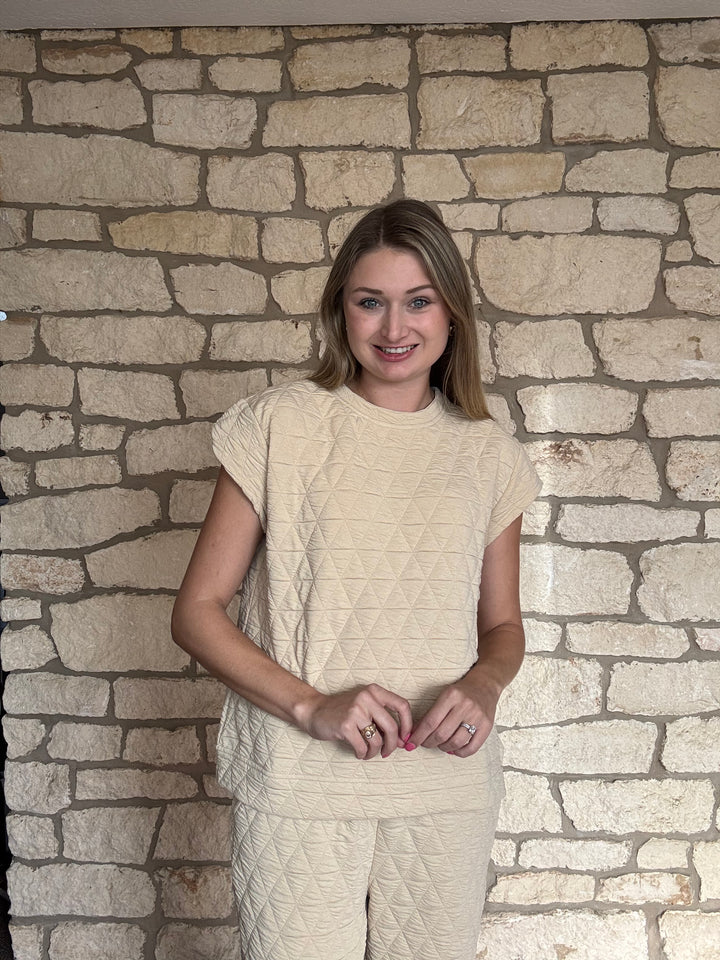 Cream Quilted Cap Sleeve Set