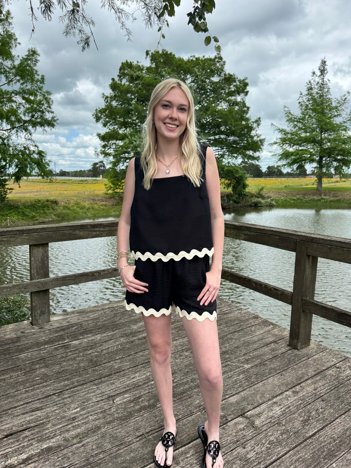 Ric Rac Sleeveless Short Set- Black