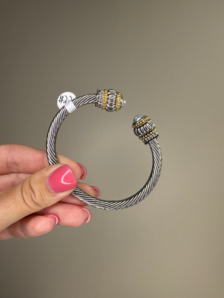 Cable Bracelet 26