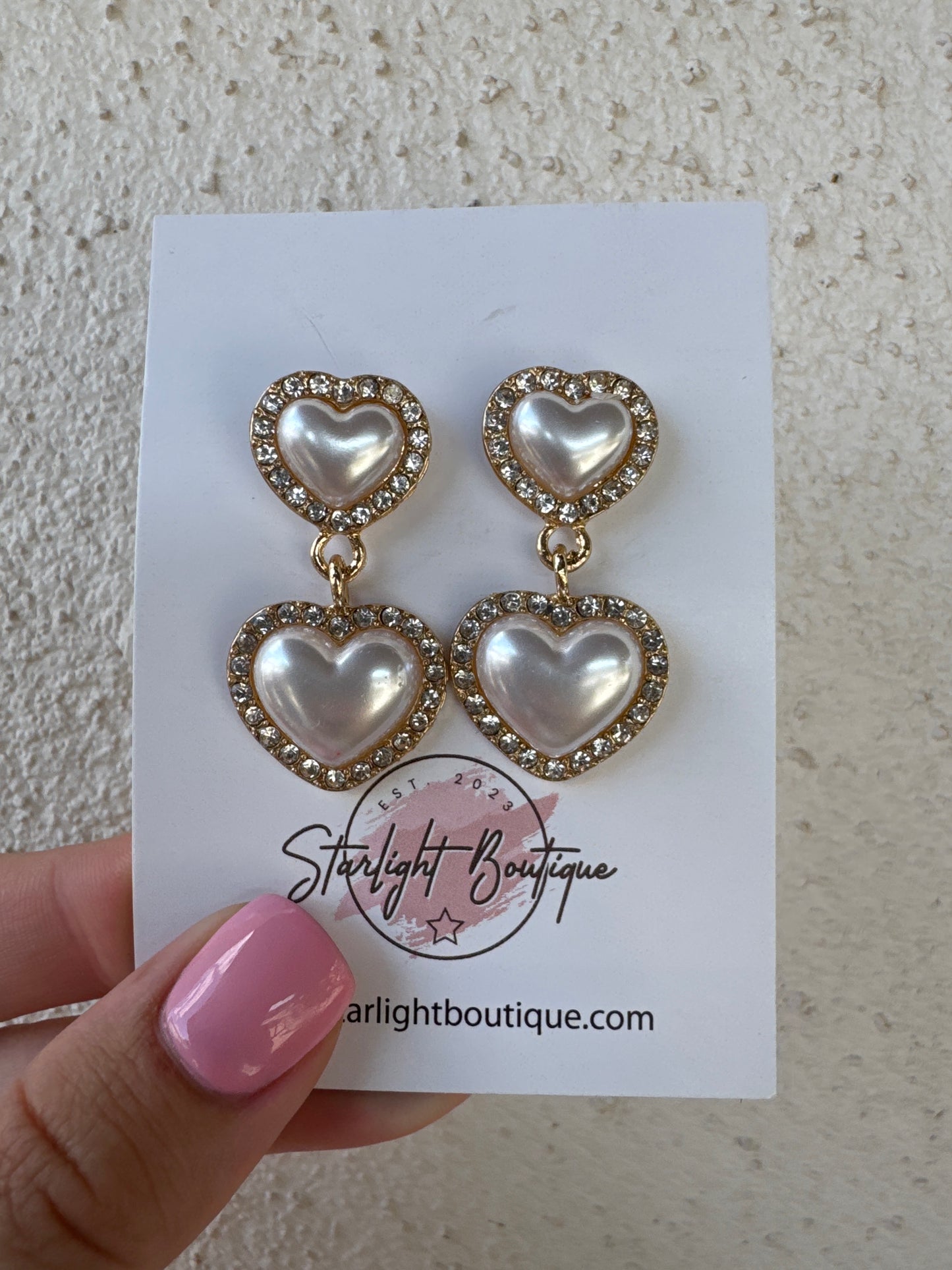 Bennett Pearl Heart Earrings