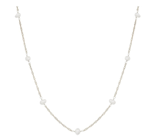 Dainty Pearl Necklace