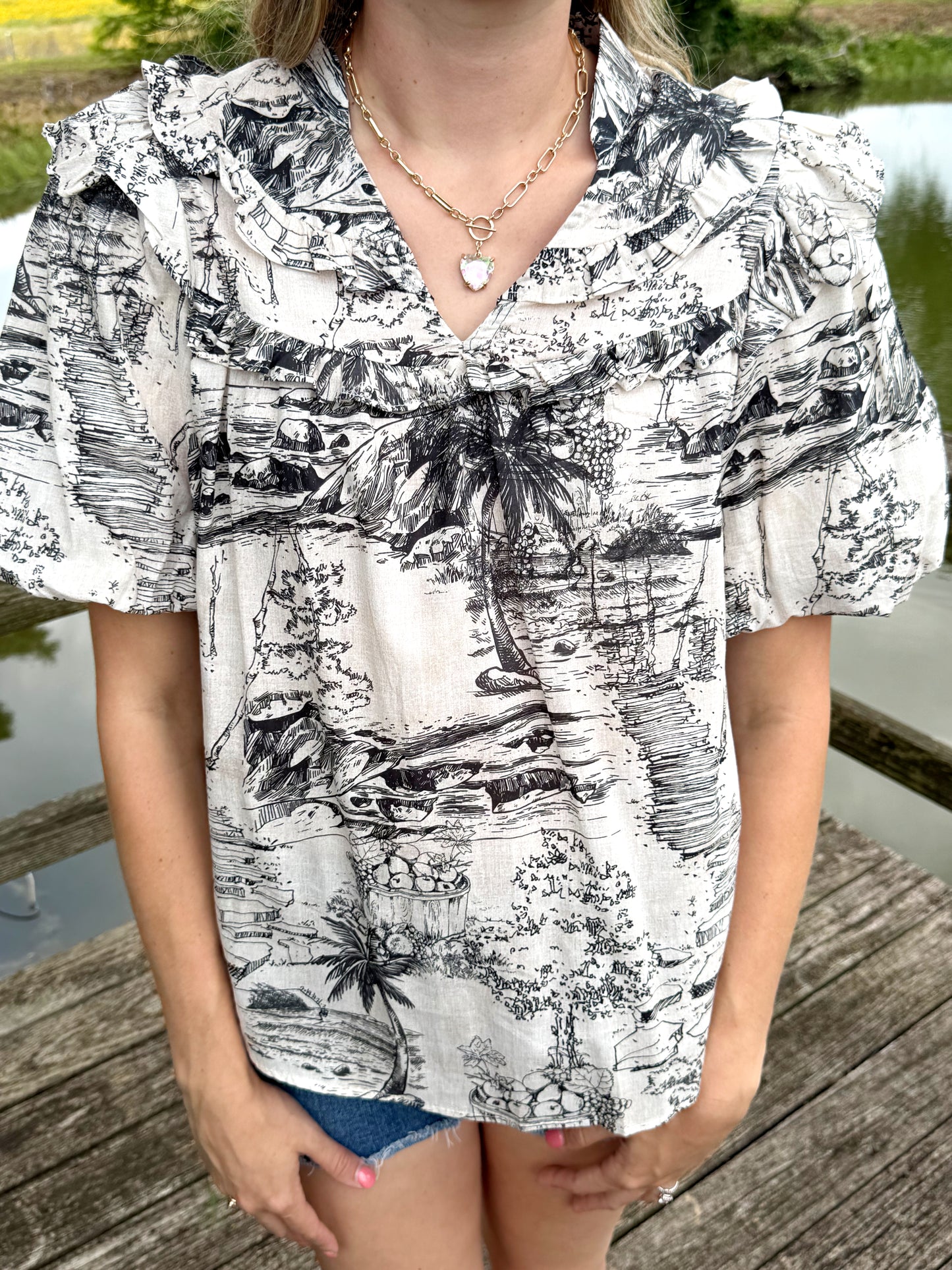 Evelyn Split Neck Balloon Sleeve Top