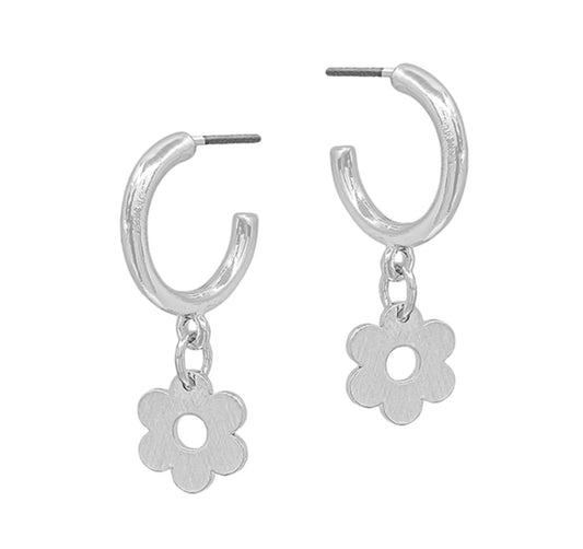 The Dainty Daisy Earrings